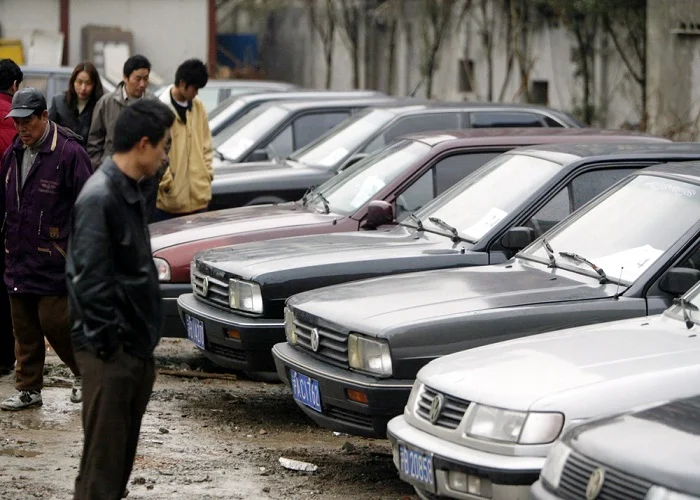 Do You Recognize the Signs of Minor Hail Damaged Car